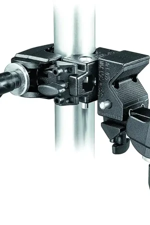 Marque Manfrotto - 038 - Super Clamp double