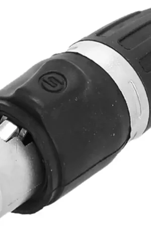 Adam Hall Connectors 4 STAR C XF3 IP65 - XLR mâle 3 pôles femelle IP65 Commander Vite