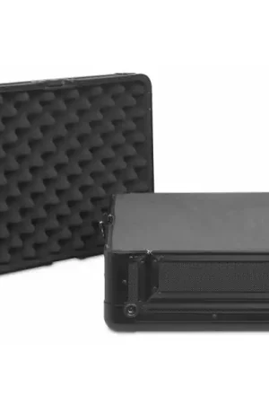 Nouvelle Collection UDGUltimate Pick Foam Flight Case Multi Format S Black - U93010BL - Platine ou Mixeur DJ
