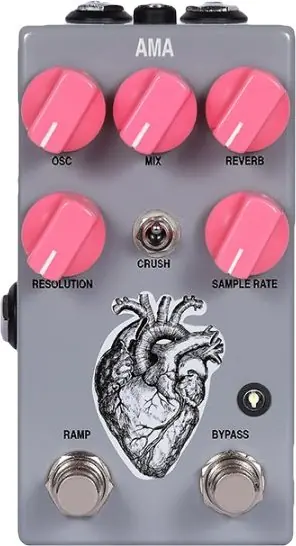 Commander Maintenant Ac noises Ama (reverb w/ oscillator + bit crusher)